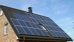 Esto-es-lo-que-debes-saber-si-quieres-instalar-placas-solares-en-casa